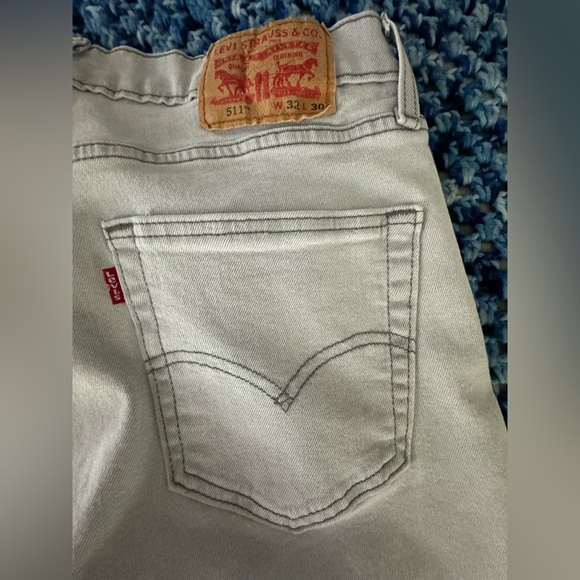 Levi’s 511 32x30 light gray - Picture 3 of 3